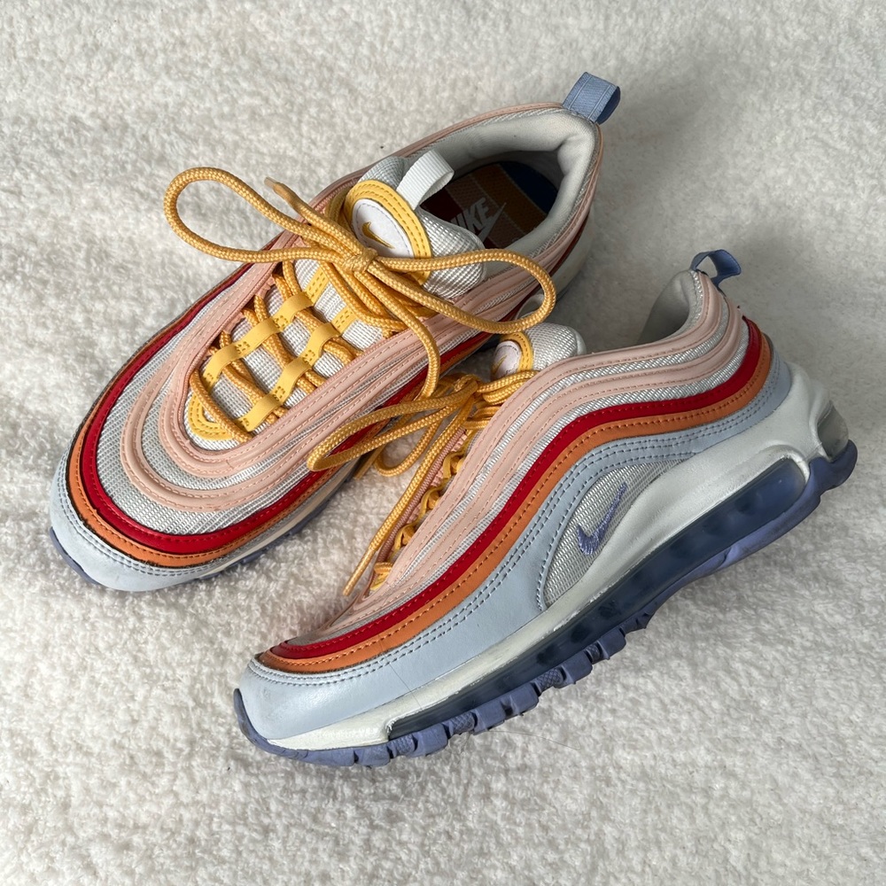 Women’s Nike Air Max 97